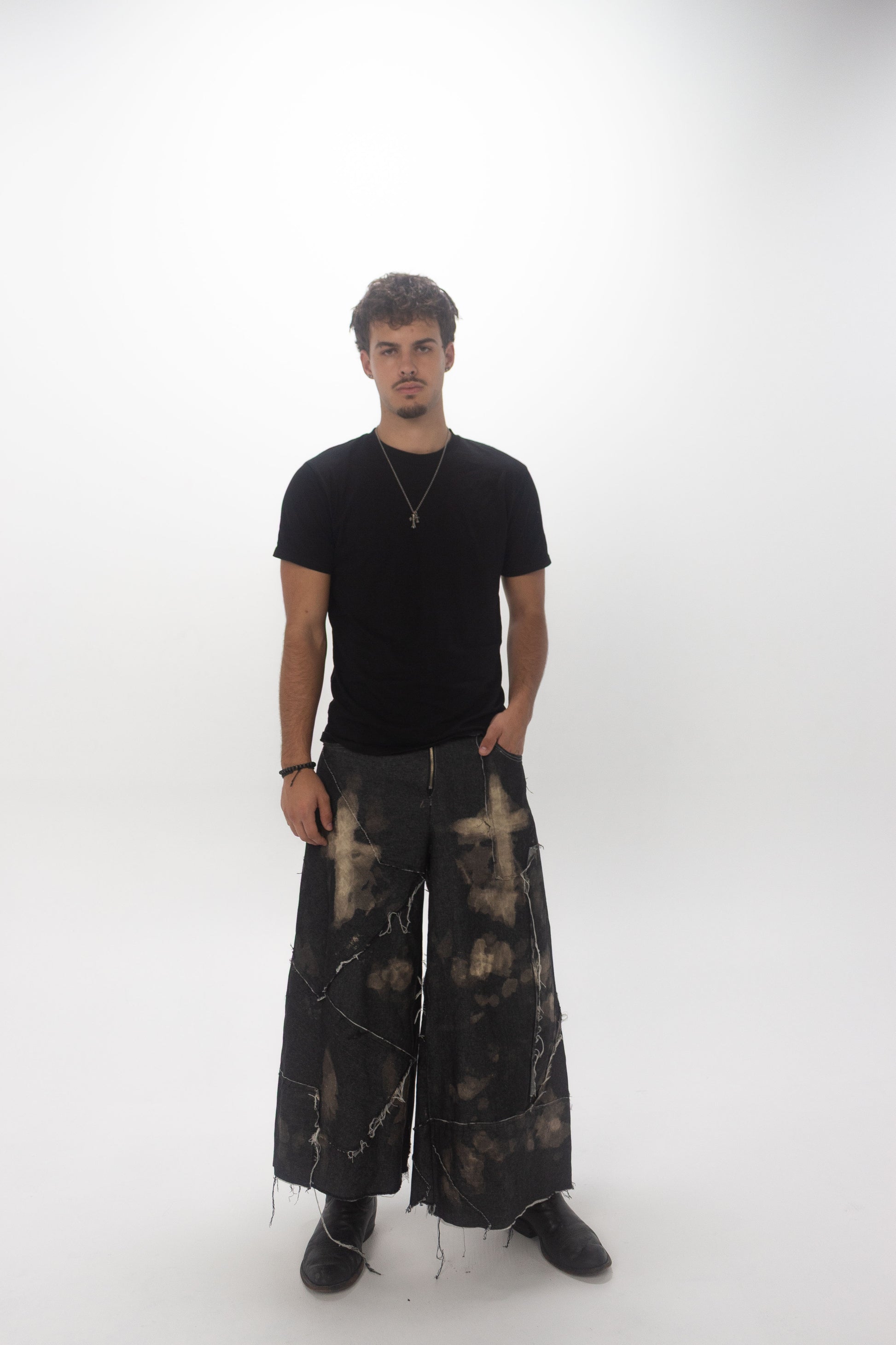 Elijah Double-cross Jeans
