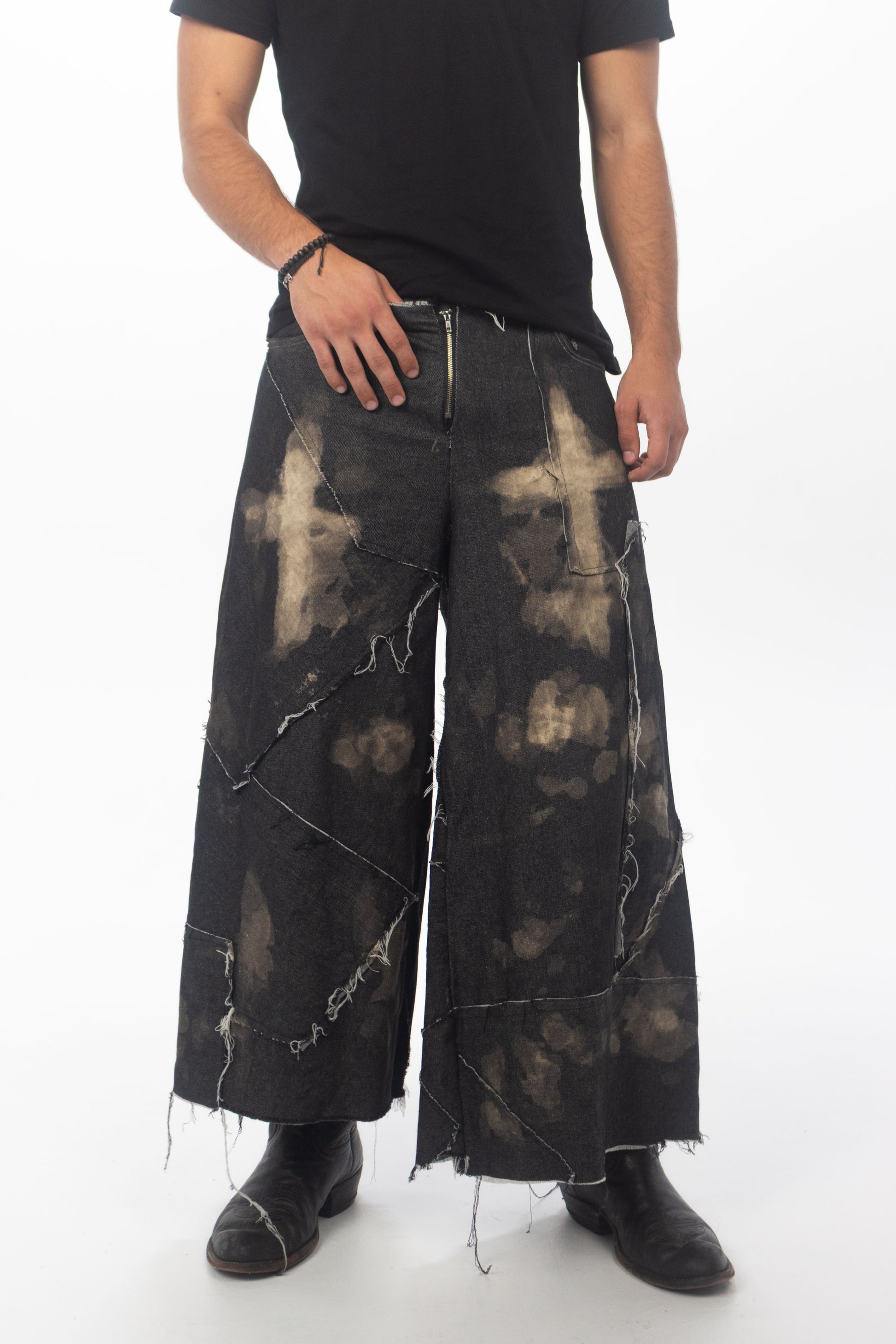 Elijah Double-cross Jeans